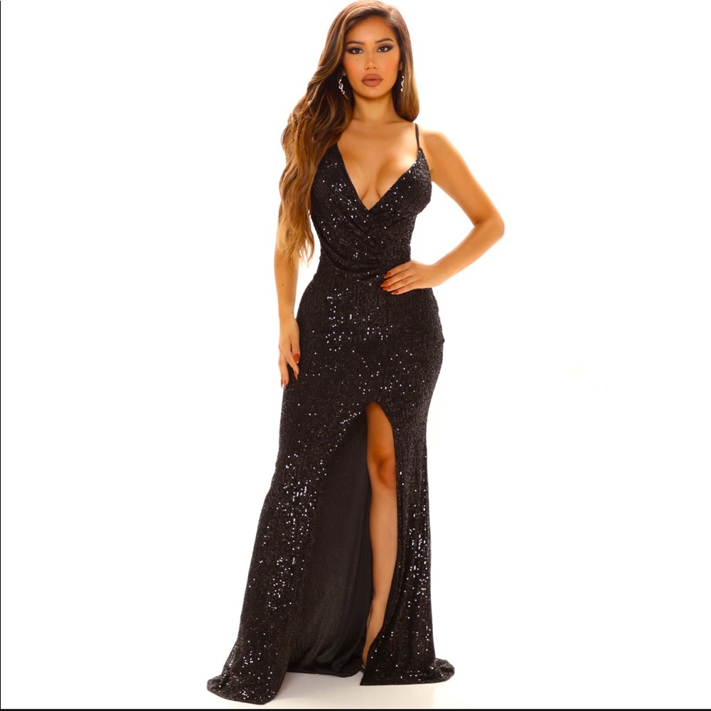 Brightest Star Sequin Maxi Dress - Black